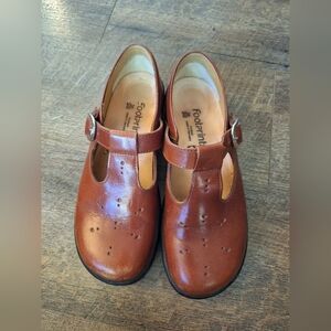 Footprints By Birkenstock Mary Jane